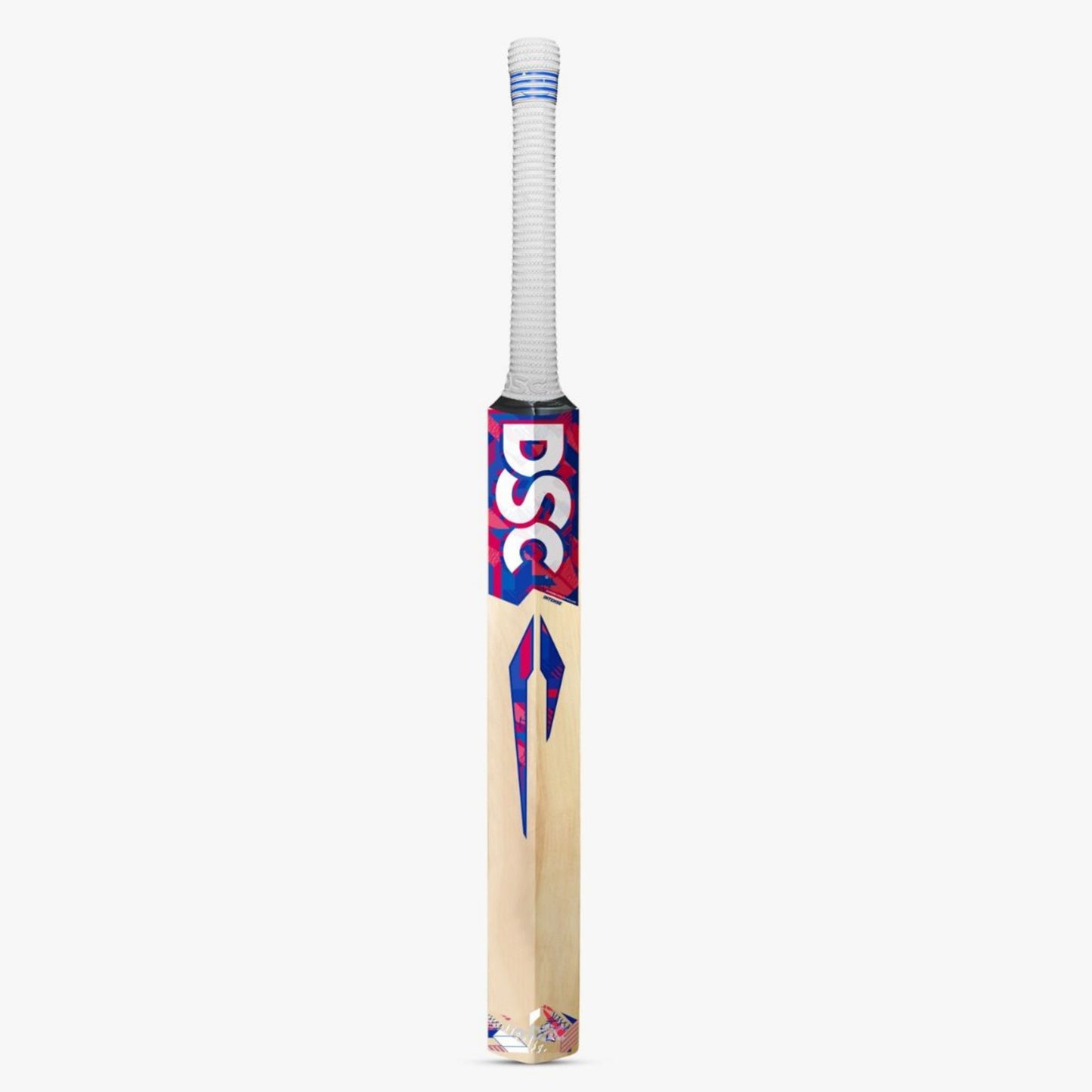 DSC Intense Middler Cricket Bat